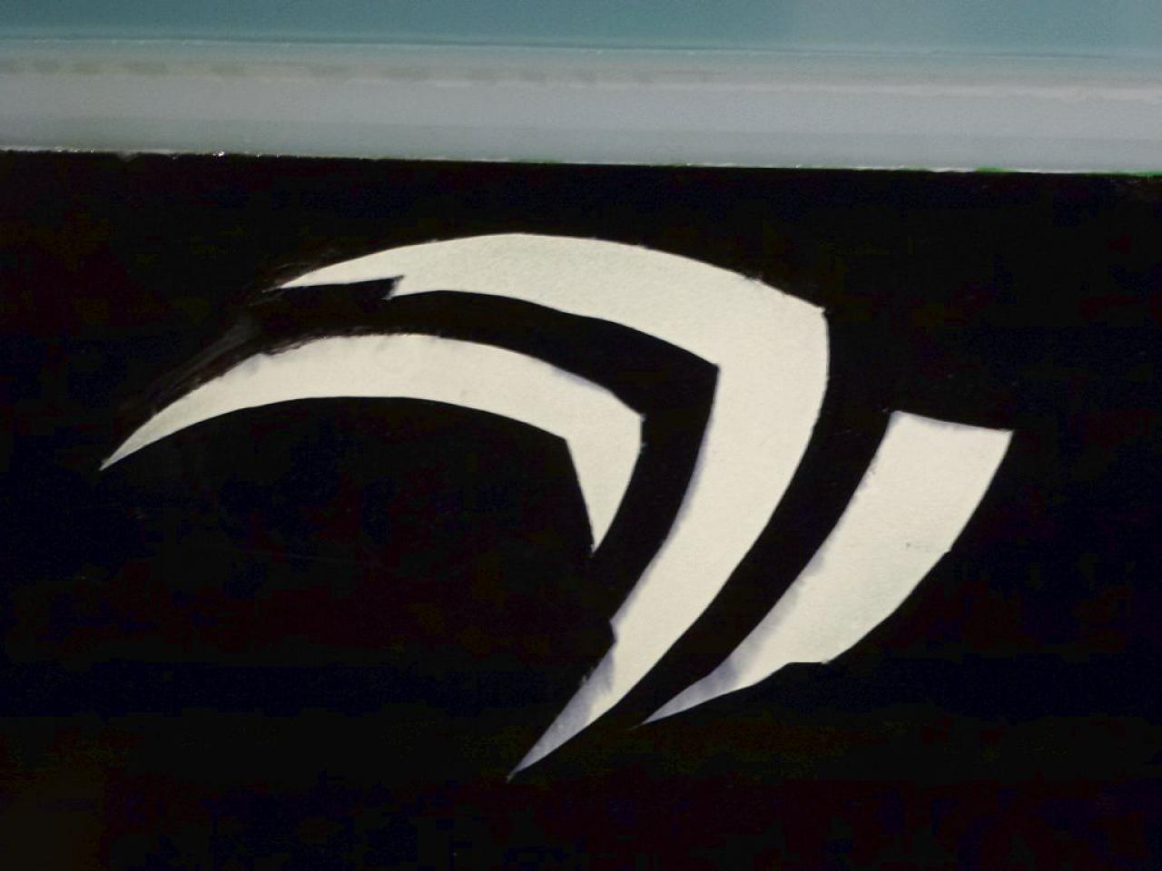 [20/01/2012] Wakü-PC in Weiß und Neongrün: Mit dem speziellen Farbmix zum Erfolg? Update: Graka-Abdeckung und Nvidia-Logo (45)