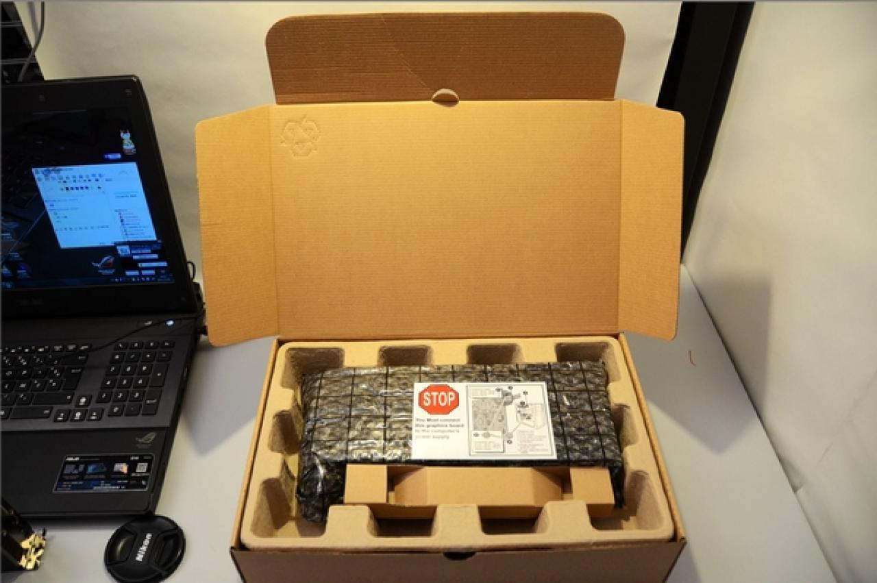 [30/01/2012] HD 7950: Weiteres Herstellerdesign von Sapphire gesichtet. (14)