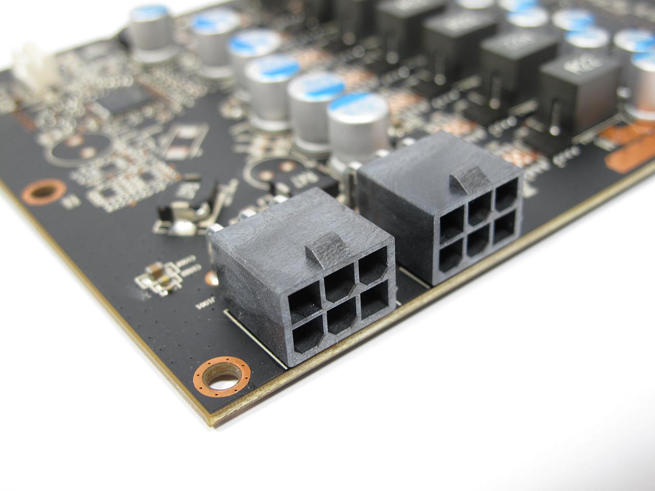 [27/01/2012] Radeon RX 9700 (XT): Angeblich über 300 Watt verbraucht - und ohne 12VHPWR-Anschluss