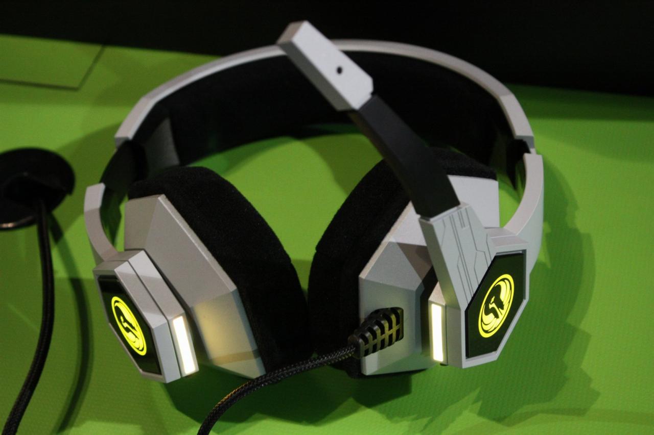 [16/01/2012] Razer auf der CES 2012: Hardware für Star-Wars-MMO-Fans (8)