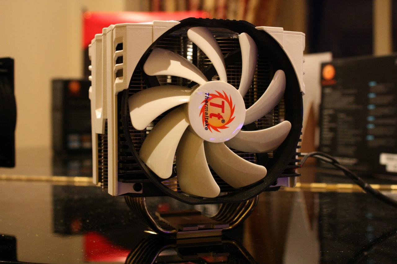 [11/01/2012] Thermaltake CPU-Kühler (3)
