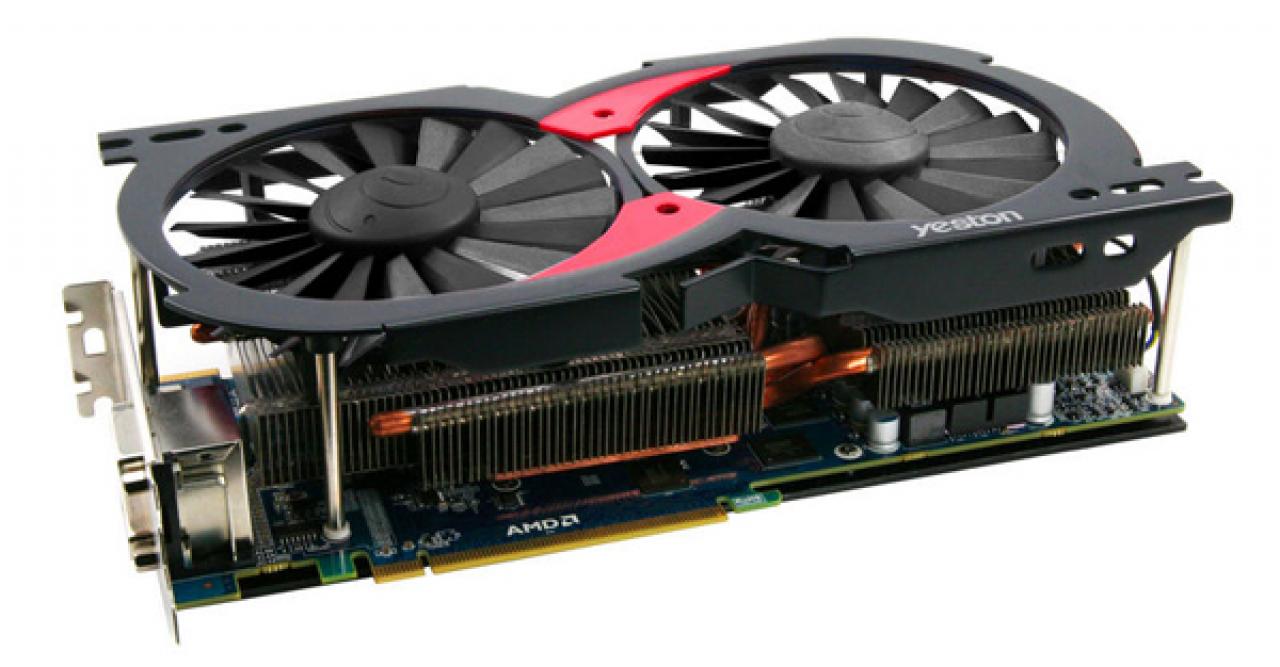 [19/01/2012] Nachdem man vor Kurzem schon das PCB einer Radeon HD 7970 zeigte, folgt nun das ganze Grafikkartenmodell mit einem doch recht imposanten Kühler. Der dürfte gut und gerne vier Erweiterungsschächte belegen.