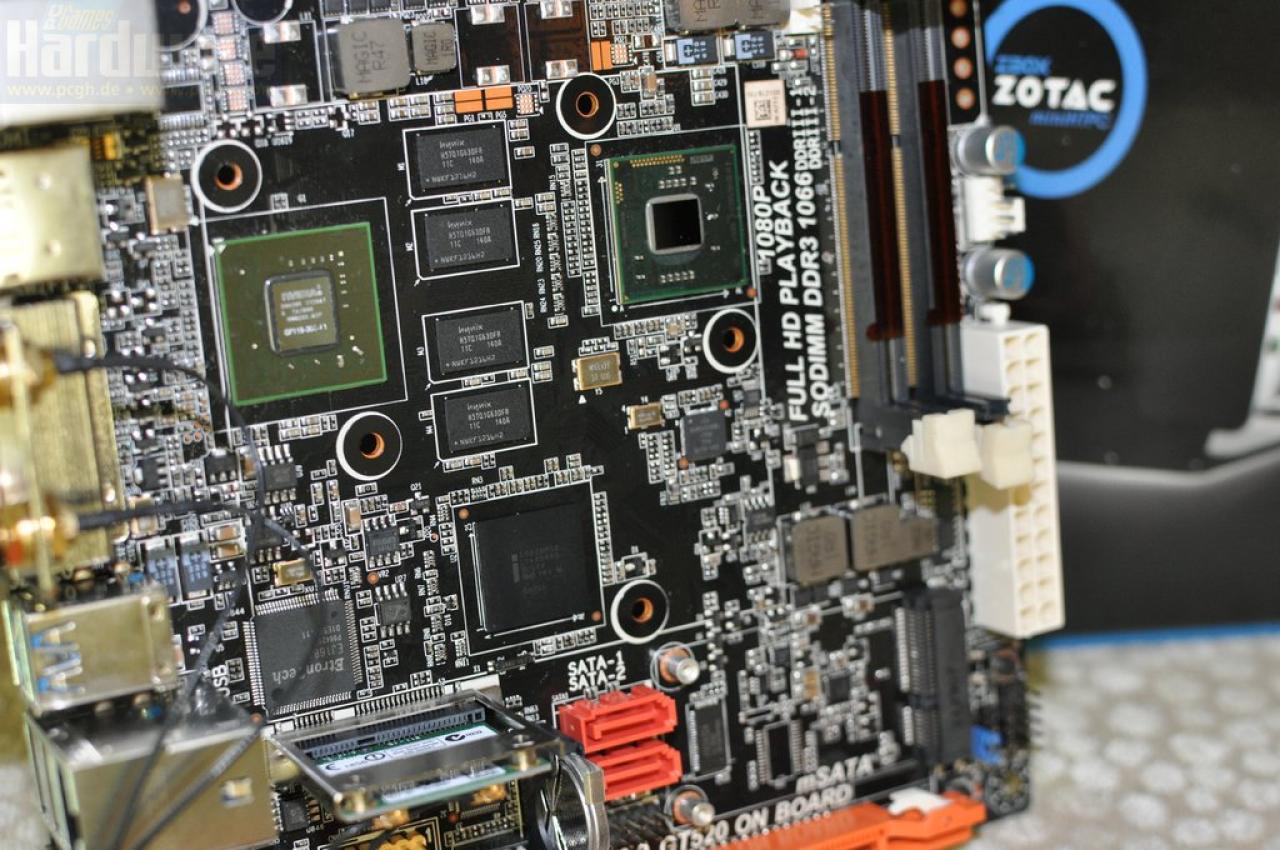 [11/01/2012] Zotac D2700 ITX WiFi Supreme 10