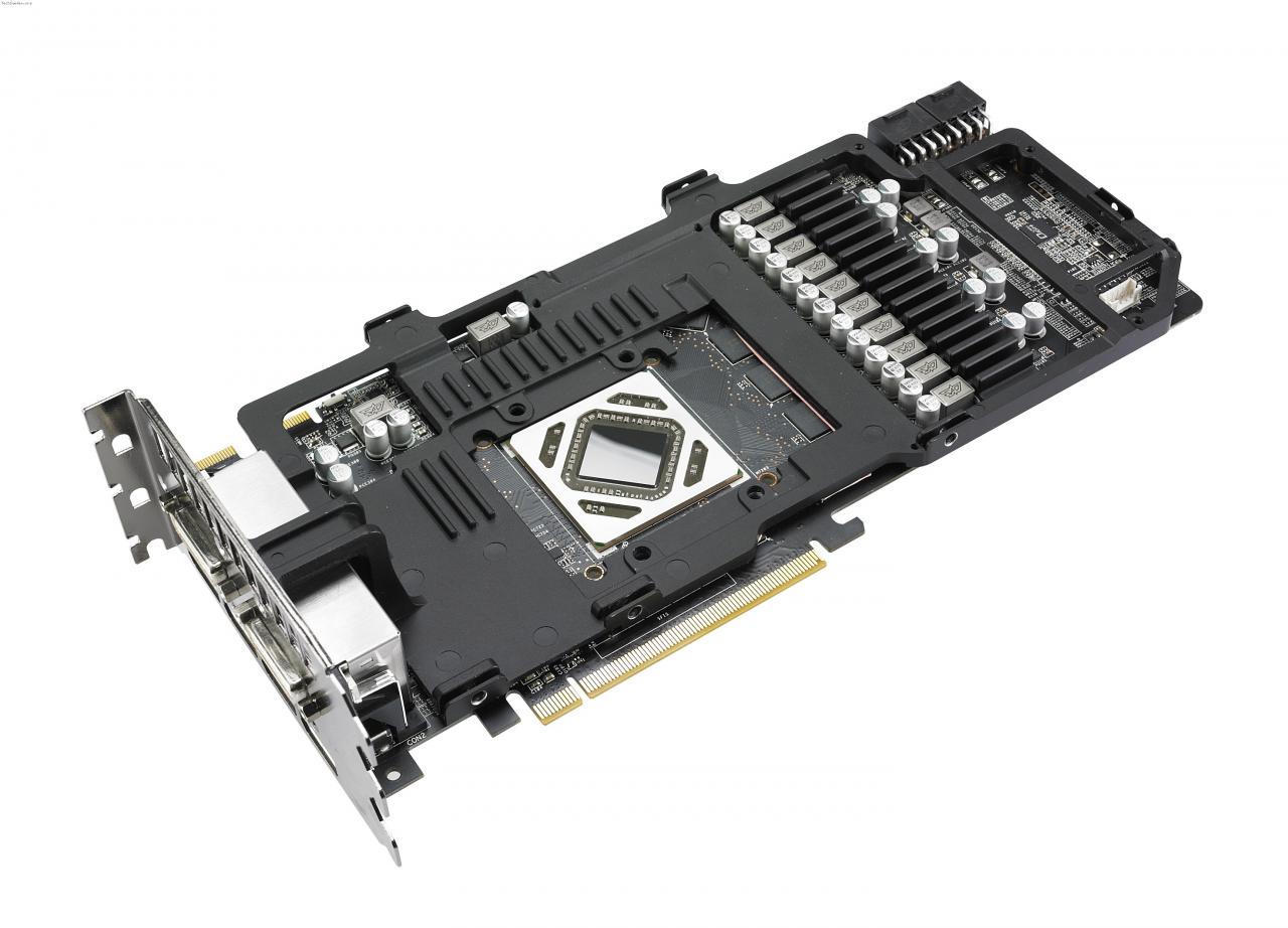 [19/01/2012] Asus Radeon HD 7970 Direct CU II kommt - Erstes Bildmaterial gesichtet. (4)
