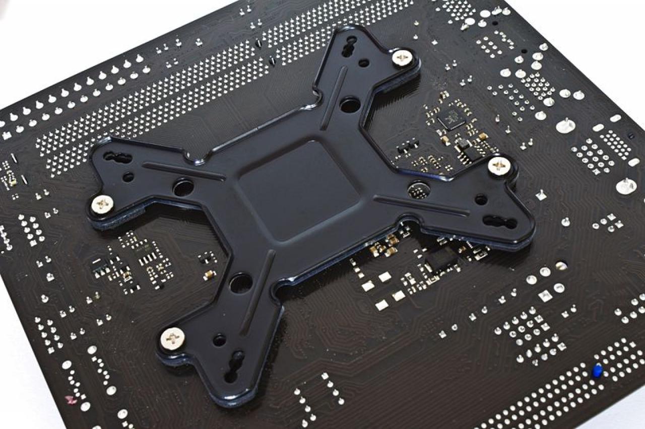 [17/01/2012] PC trifft auf Konsole: HTPC im Xbox-360-Gehäuse (28)