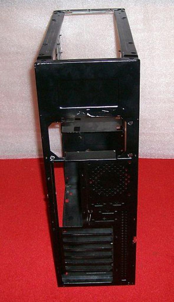 [05/01/2012] Leichtbau-Casecon mit schwerer Hardware: Sonntagsfahrer ist mit Bulldozer unterwegs (8)