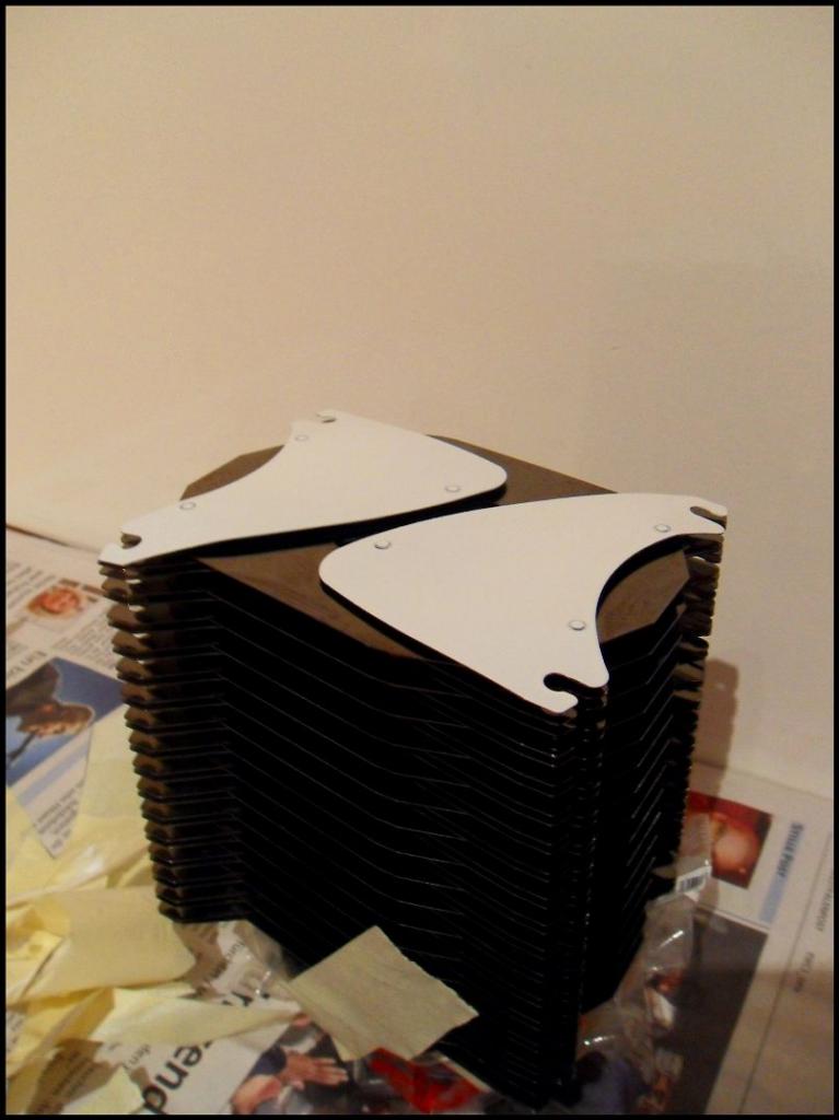 [04/01/2012] Schwarz-weiße Corsair-500R-Casemod: Mehr Kontrast geht nicht (54)