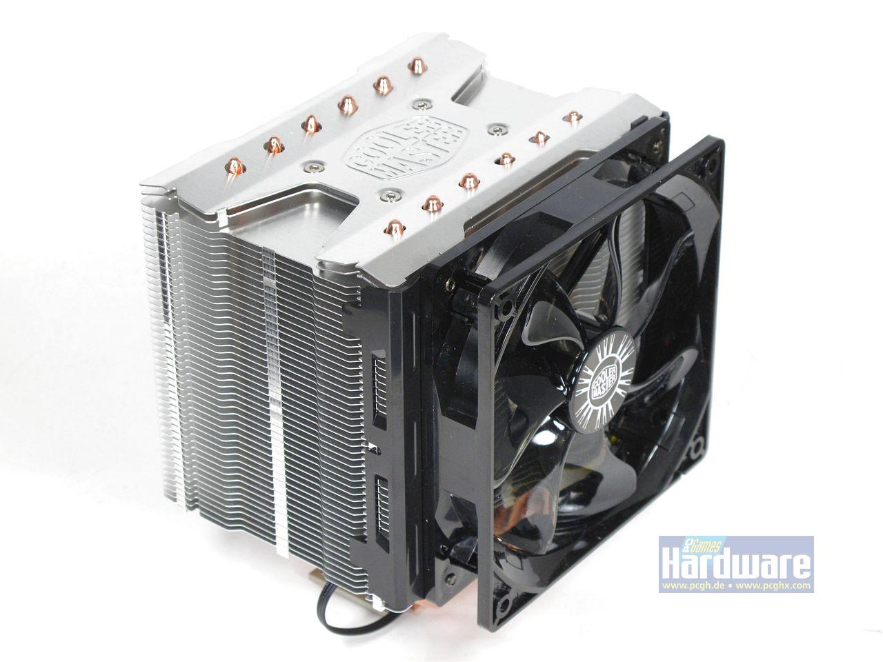 [12/01/2012] Cooler Master Hyper 612S: Zu einem bulligen Kühlkörper passt auch eine auffällige Abdeckung.
