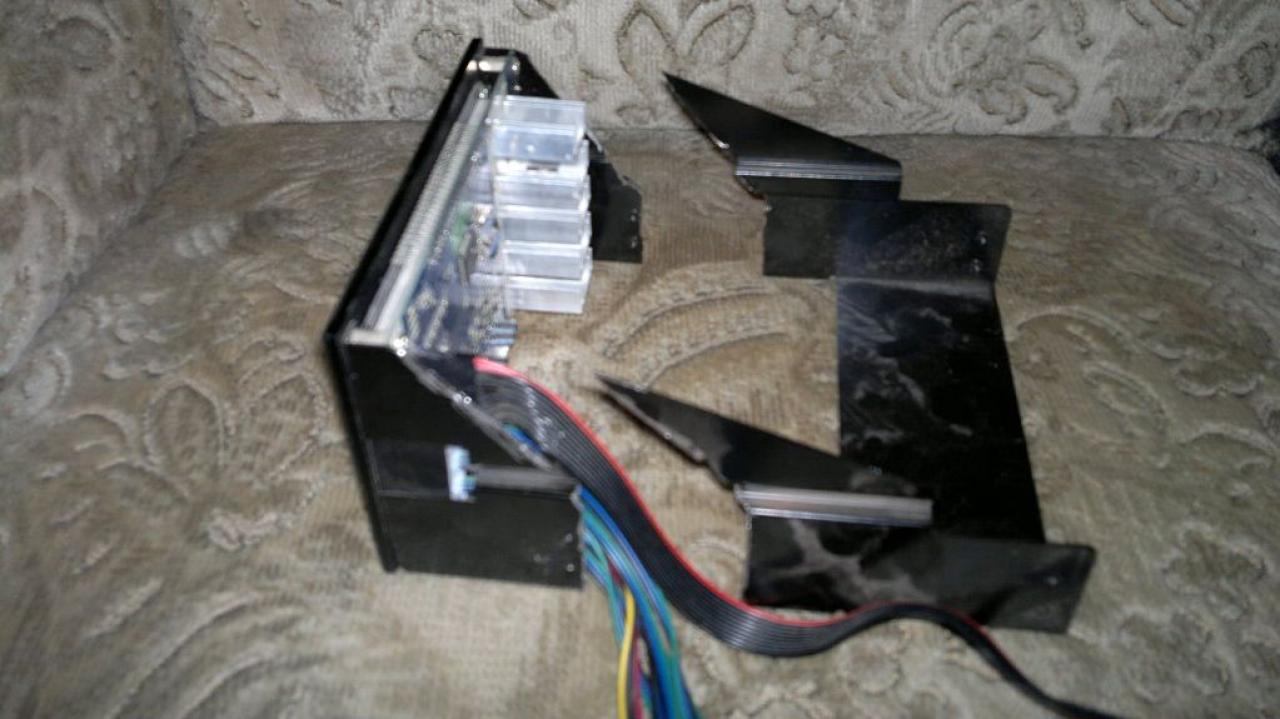 [10/01/2012] Verrücktes Twin-Tower-Projekt: Ein eigenes PC-Gehäuse nur für die Kühlung (46)