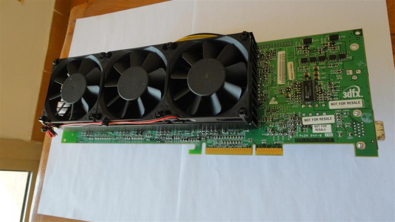 [17/01/2012] 3dfx Vodoo 5 6000 auf 200 MHz: Bastler bringt nie erschienen Klassiker mit Core i7-2600K ans Limit (16)