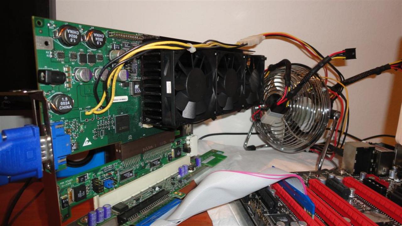 [17/01/2012] 3dfx Vodoo 5 6000 auf 200 MHz: Bastler bringt nie erschienen Klassiker mit Core i7-2600K ans Limit (23)