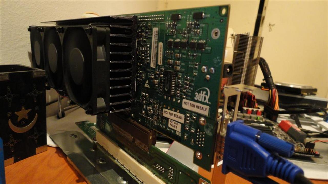 [17/01/2012] 3dfx Vodoo 5 6000 auf 200 MHz: Bastler bringt nie erschienen Klassiker mit Core i7-2600K ans Limit (26)