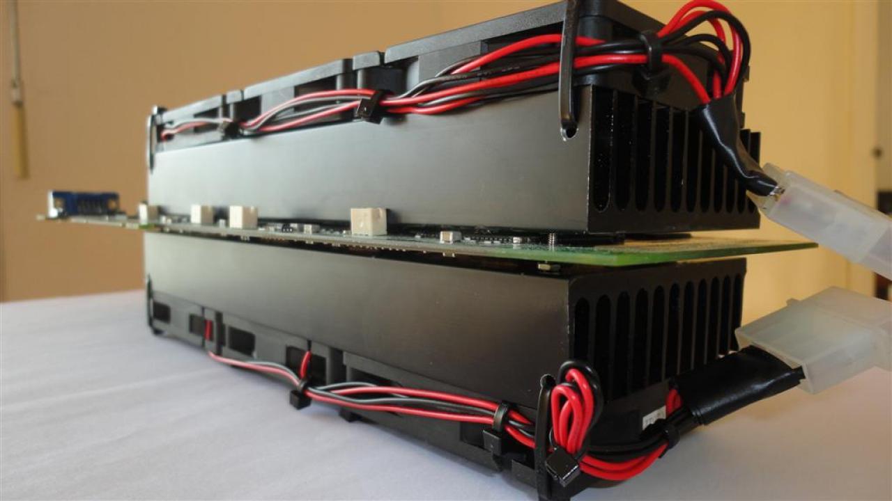 [17/01/2012] 3dfx Vodoo 5 6000 auf 200 MHz: Bastler bringt nie erschienen Klassiker mit Core i7-2600K ans Limit (10)