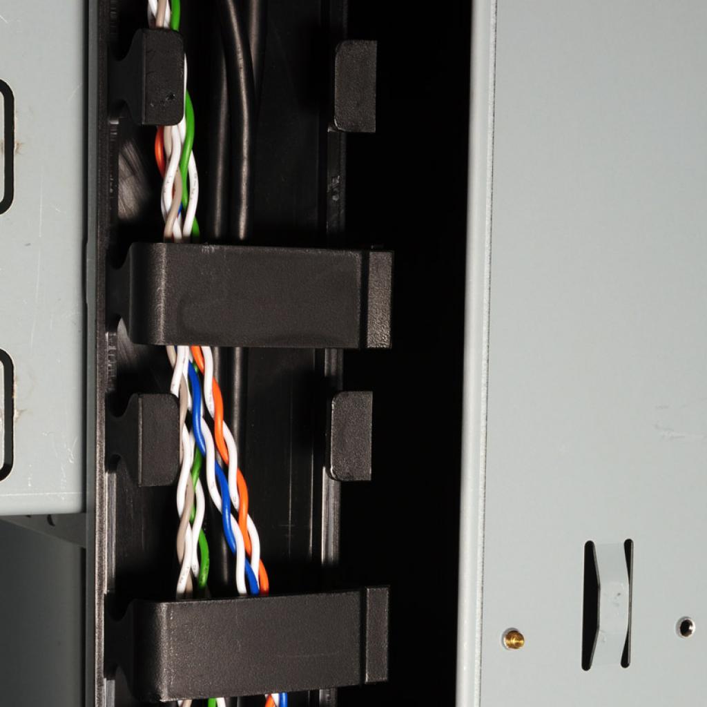 [15/02/2012] Lancool kündigt den PC-K56N-Midi-Tower an. (12)