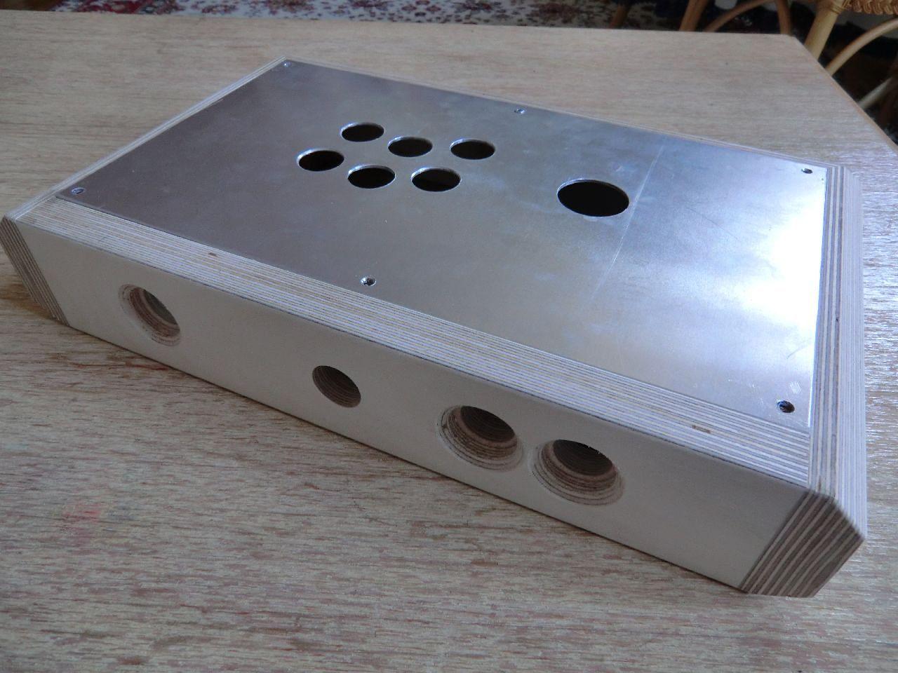 [10/02/2012] Von tolga9009 gefertigte Arcade-Sticks (7)