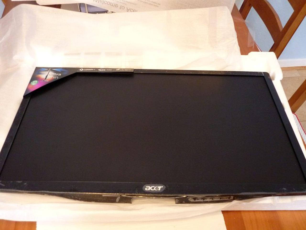 [03/02/2012] Wakü-Casemod: Blaues Leuchten aus dem Cooler Master CM 690 II (20)