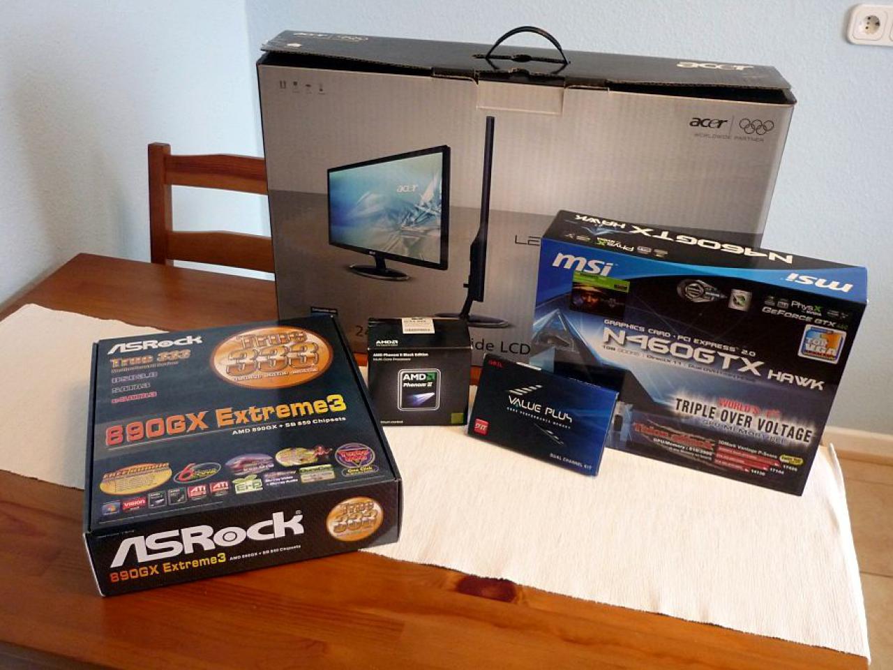 [03/02/2012] Wakü-Casemod: Blaues Leuchten aus dem Cooler Master CM 690 II (24)