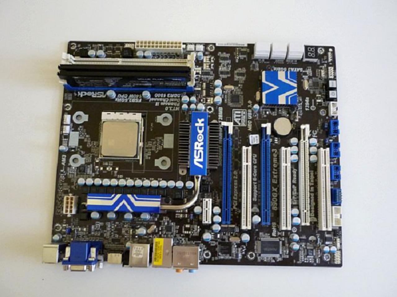 [03/02/2012] Wakü-Casemod: Blaues Leuchten aus dem Cooler Master CM 690 II (72)