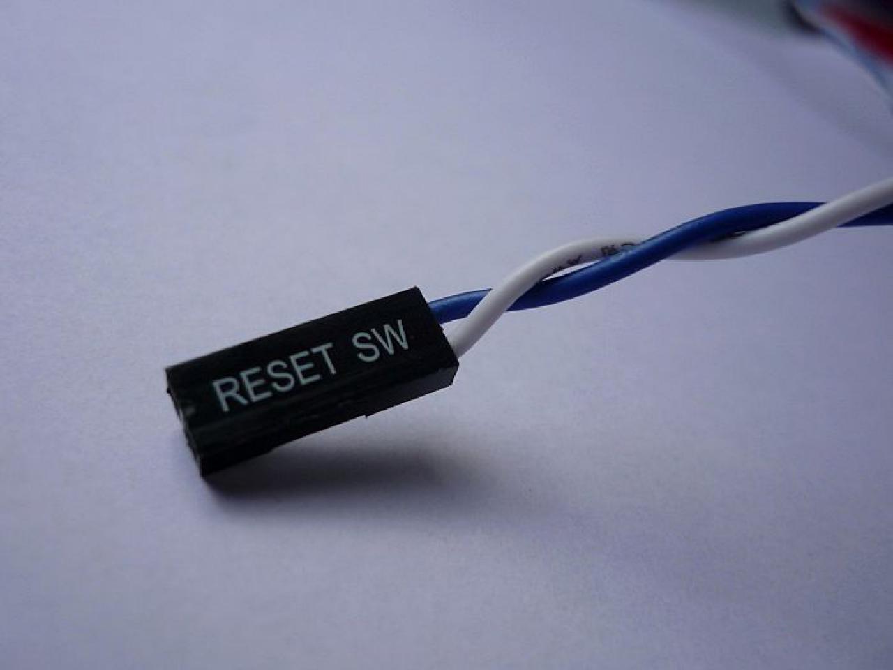 [03/02/2012] Wakü-Casemod: Blaues Leuchten aus dem Cooler Master CM 690 II (129)