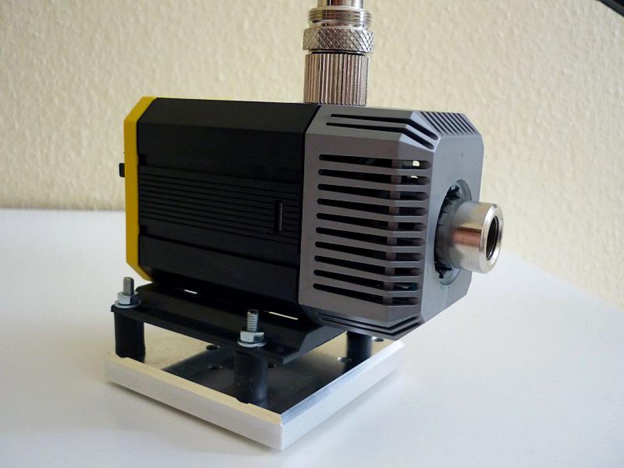 [03/02/2012] Wakü-Casemod: Blaues Leuchten aus dem Cooler Master CM 690 II (189)
