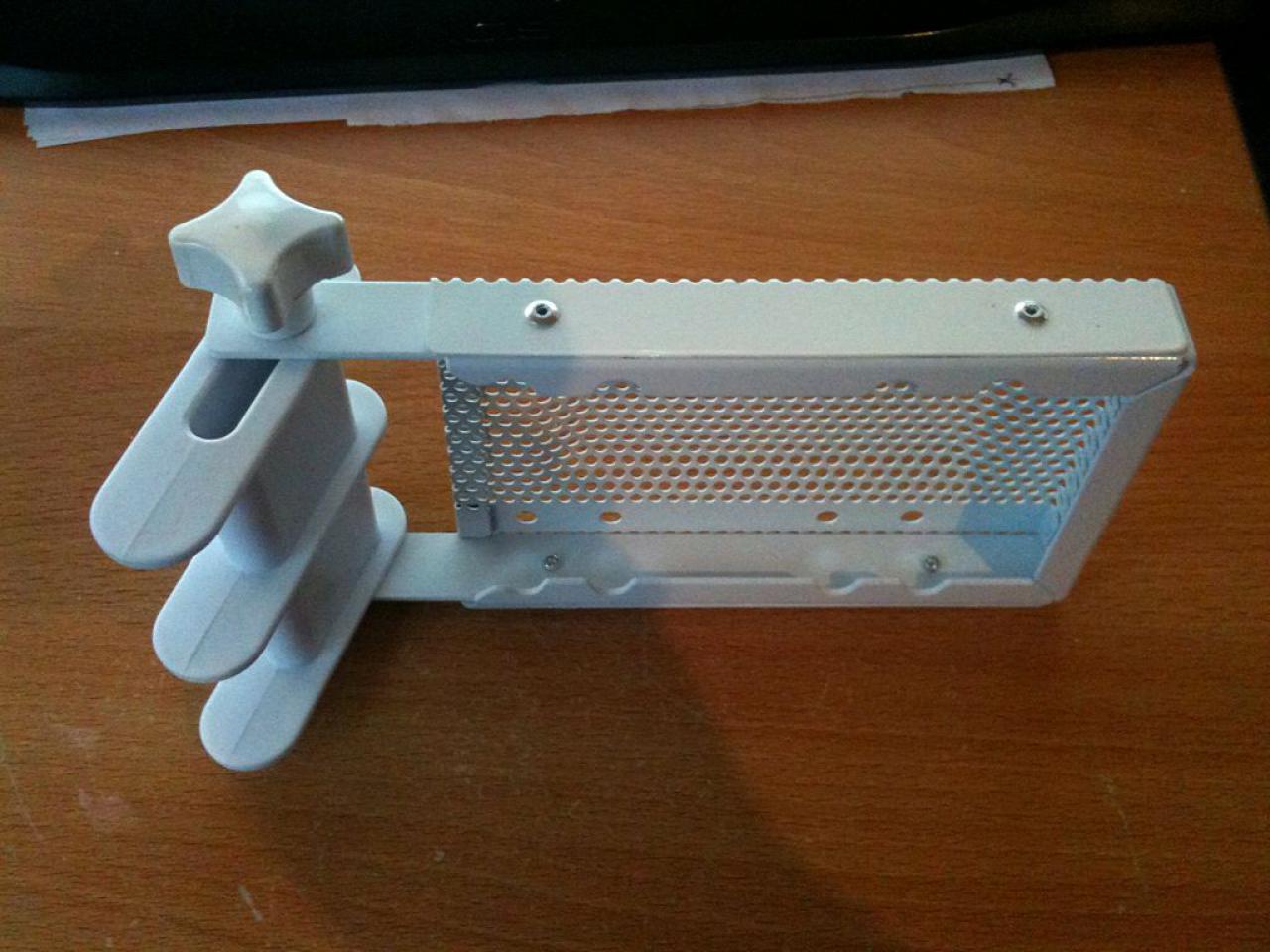 [03/02/2012] Bloody Mary: Weiß-rote Casemod mit interessanten Detaillösungen (14)