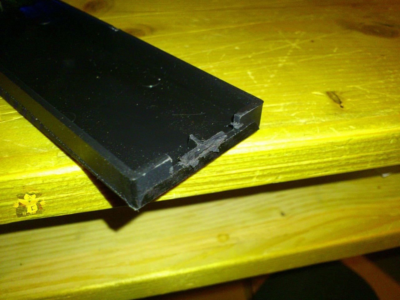 [16/02/2012] Fast and Furious: Raven-2-Casemod mit Carbonelementen und blauer Beleuchtung (8)