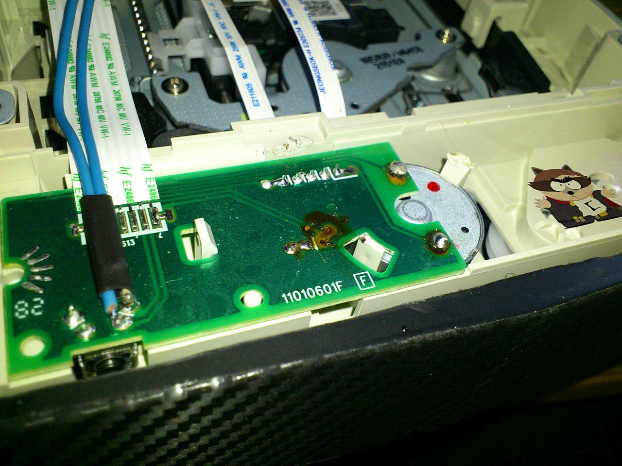 [16/02/2012] Fast and Furious: Raven-2-Casemod mit Carbonelementen und blauer Beleuchtung (22)