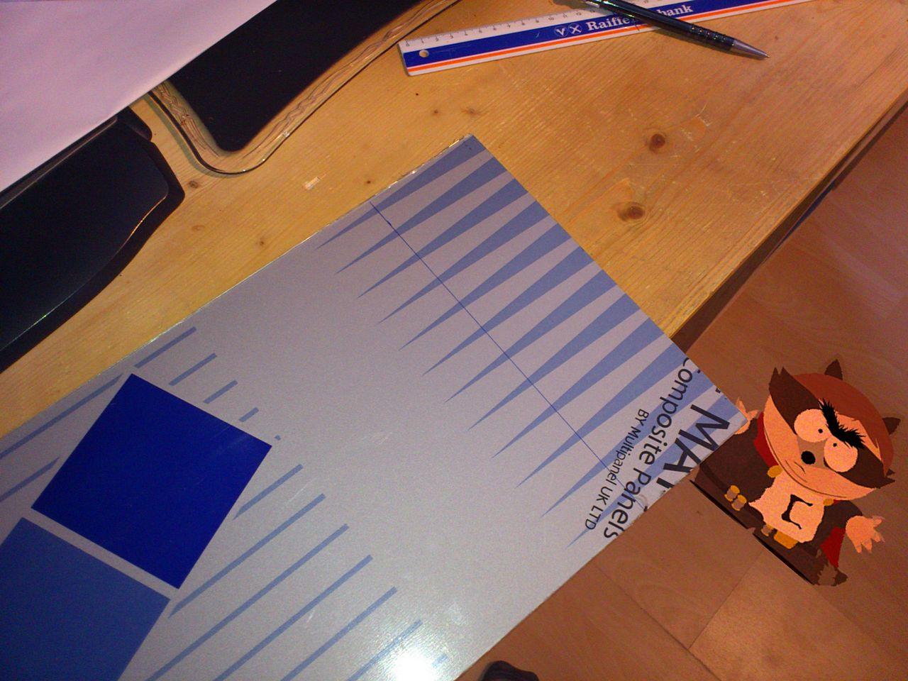 [16/02/2012] Fast and Furious: Raven-2-Casemod mit Carbonelementen und blauer Beleuchtung (28)