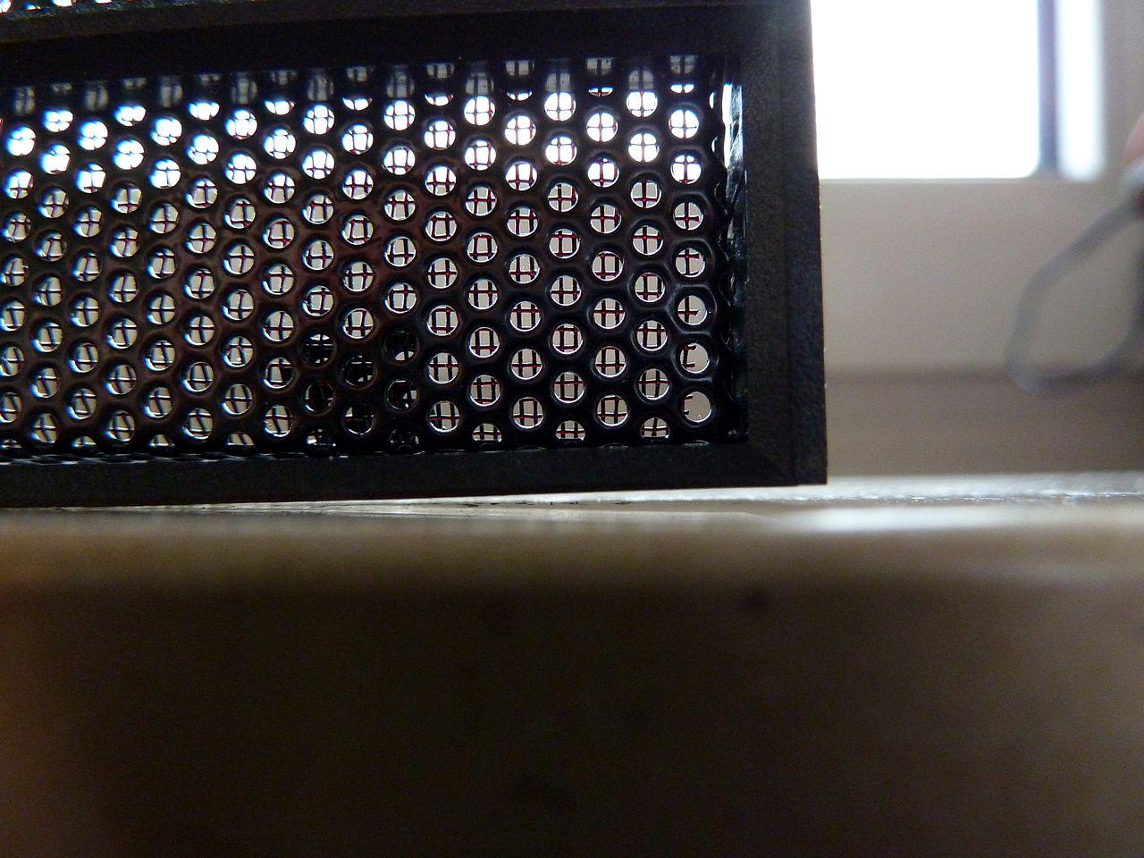 [17/02/2012] Schicke Lancool-K58-Casemod: Silber-schwarze Mainboard-Abdeckung, Kühler-Mod und mehr (5)