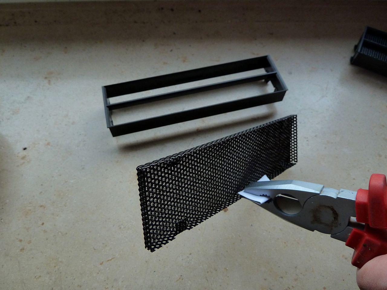 [17/02/2012] Schicke Lancool-K58-Casemod: Silber-schwarze Mainboard-Abdeckung, Kühler-Mod und mehr (6)
