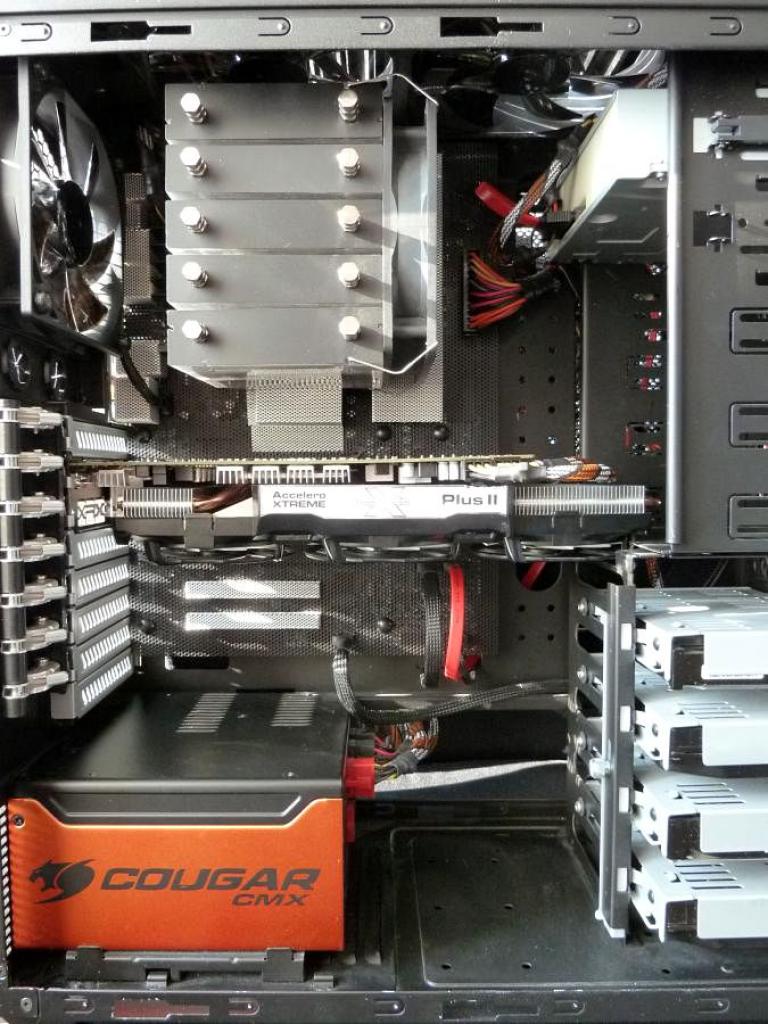 [17/02/2012] Schicke Lancool-K58-Casemod: Silber-schwarze Mainboard-Abdeckung, Kühler-Mod und mehr (83)