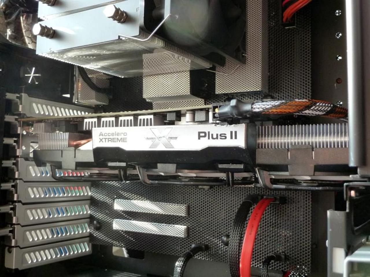 [17/02/2012] Schicke Lancool-K58-Casemod: Silber-schwarze Mainboard-Abdeckung, Kühler-Mod und mehr (89)