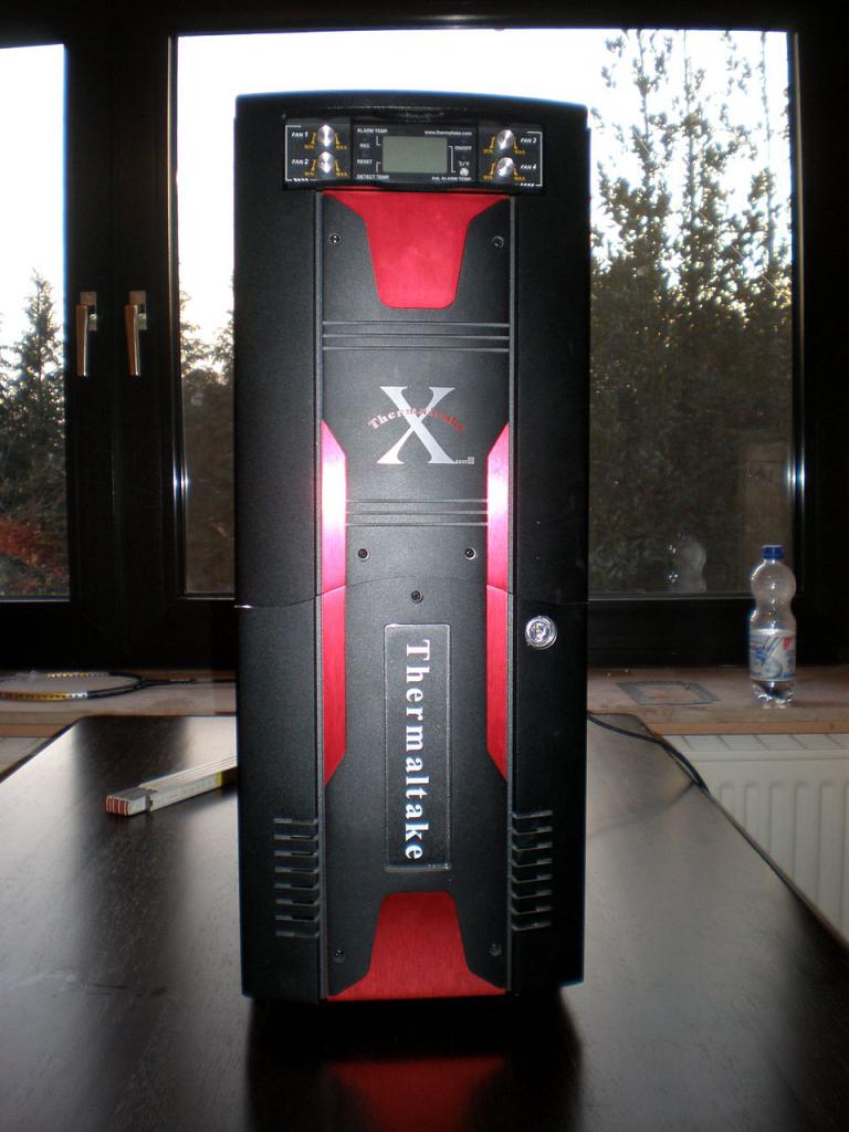 [21/02/2012] Spannendes Casemod-Projekt: Drei Radiatoren und UV-Beleuchtung im Xaser III (2)