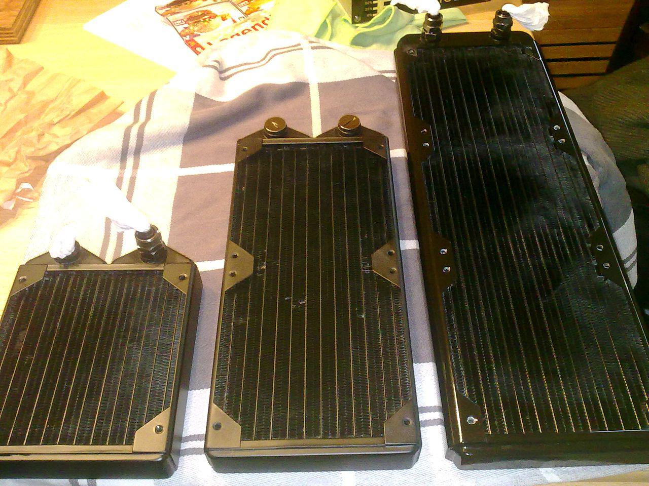 [21/02/2012] Spannendes Casemod-Projekt: Drei Radiatoren und UV-Beleuchtung im Xaser III (5)