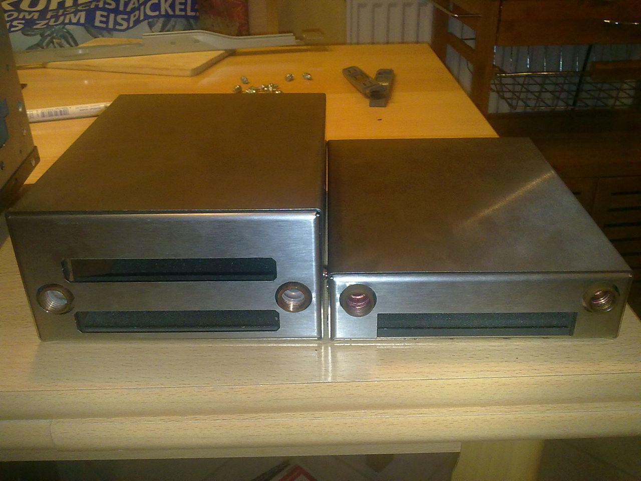 [21/02/2012] Spannendes Casemod-Projekt: Drei Radiatoren und UV-Beleuchtung im Xaser III (19)