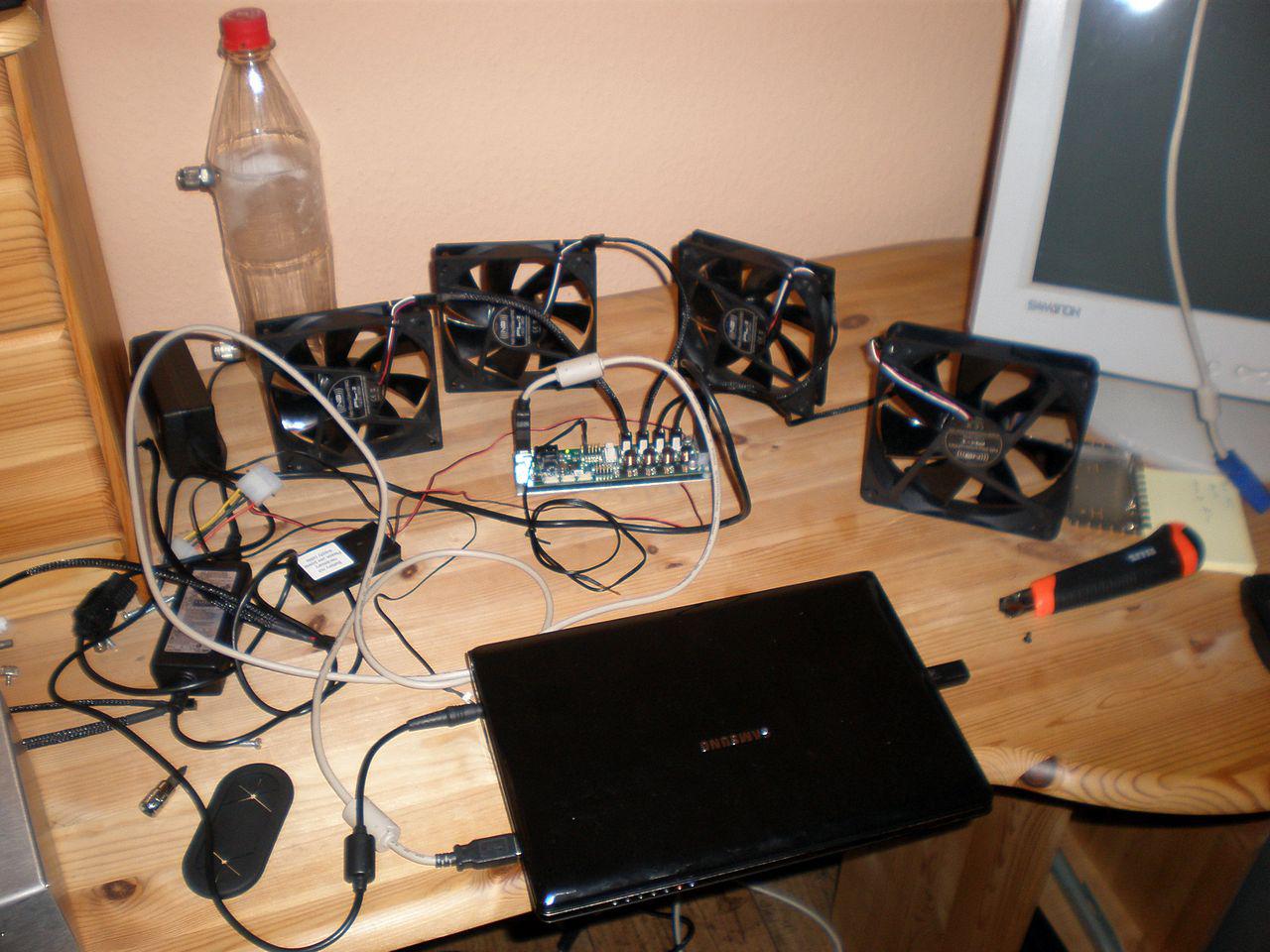 [21/02/2012] Spannendes Casemod-Projekt: Drei Radiatoren und UV-Beleuchtung im Xaser III (26)