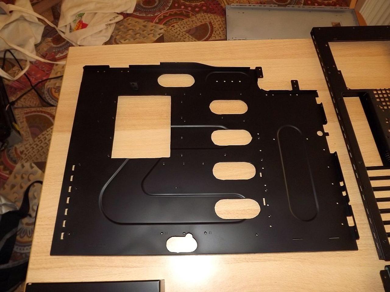 [21/02/2012] Spannendes Casemod-Projekt: Drei Radiatoren und UV-Beleuchtung im Xaser III (39)
