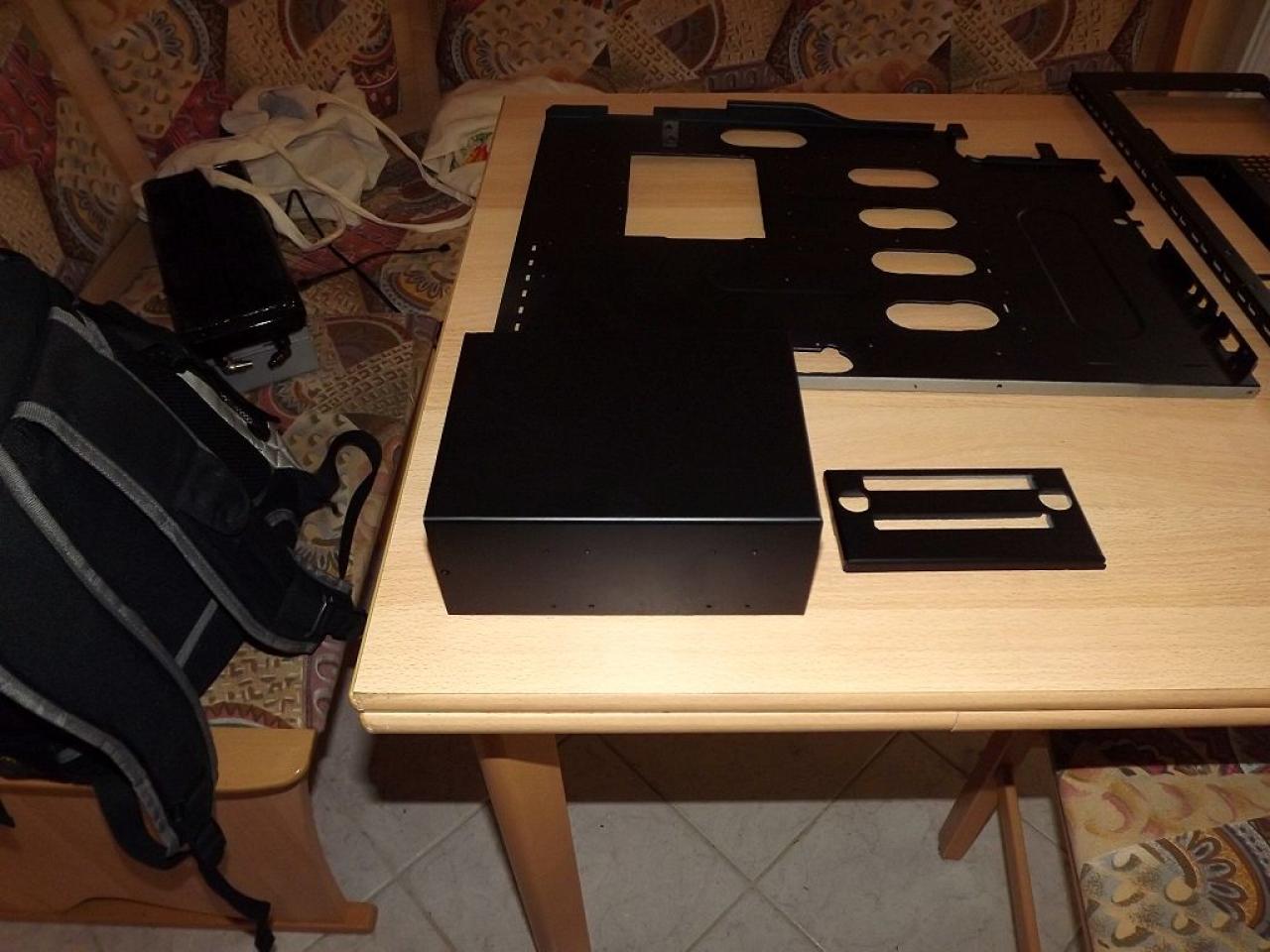 [21/02/2012] Spannendes Casemod-Projekt: Drei Radiatoren und UV-Beleuchtung im Xaser III (40)