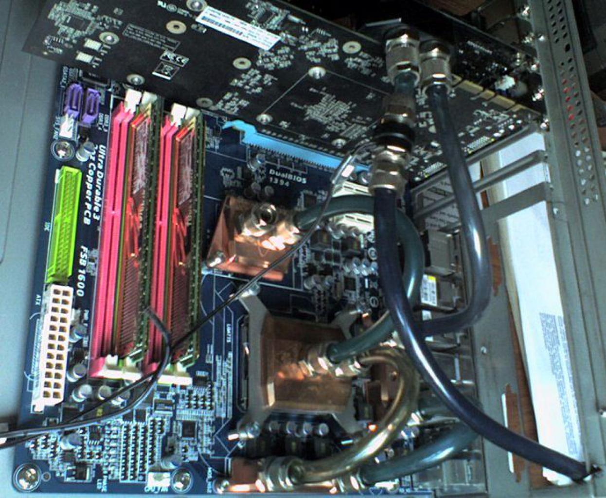 [17/02/2012] Das Franken-Case: Erstaunlicher 0-dB-Wakü-PC mit Passivkühlung im Eigenbau (56)
