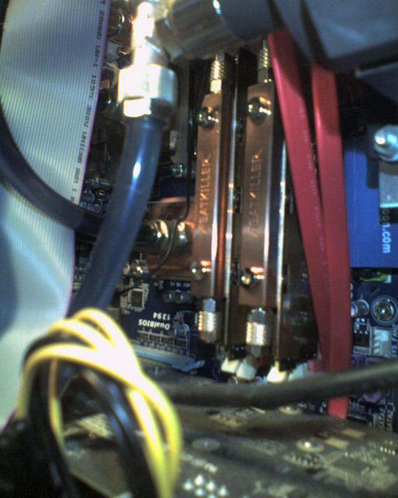[17/02/2012] Das Franken-Case: Erstaunlicher 0-dB-Wakü-PC mit Passivkühlung im Eigenbau (66)