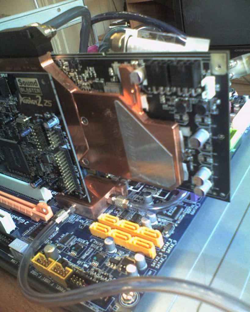 [17/02/2012] Das Franken-Case: Erstaunlicher 0-dB-Wakü-PC mit Passivkühlung im Eigenbau (75)