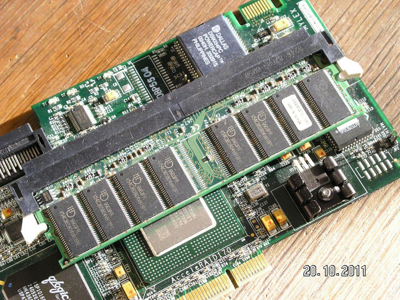 [23/02/2012] RAM von sims1024 (richtig gesehen: kein Mainboard, sondern ein RAID-Controller)