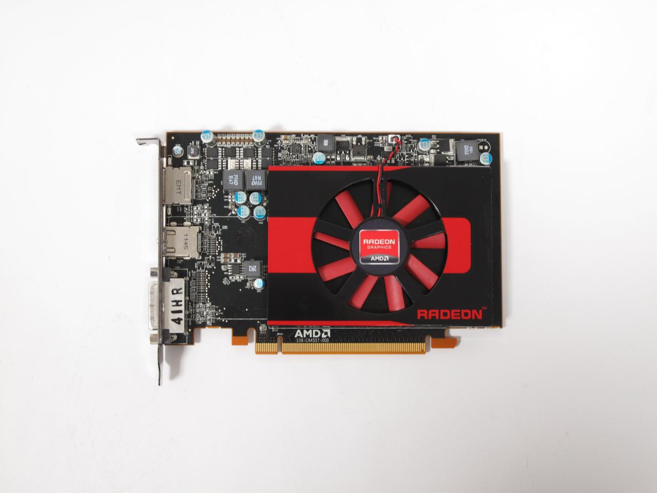 [14/02/2012] Mit der Radeon HD 7750 (hier im AMD-Referenzdesign) erweitert AMD die GCN-Modellpalette nach unten. Auch die schnellere HD- 7770 wird an diesem Tag gelauncht - und PC Games Hardware hat natürlich beide getestet.