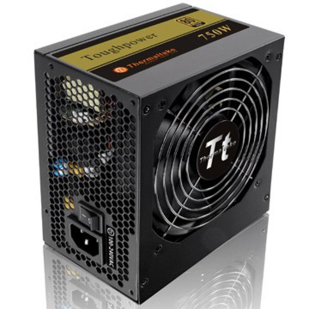 [06/02/2012] Thermaltake erweitert seine Netzteil-Serien Toughpower und Smart (31)