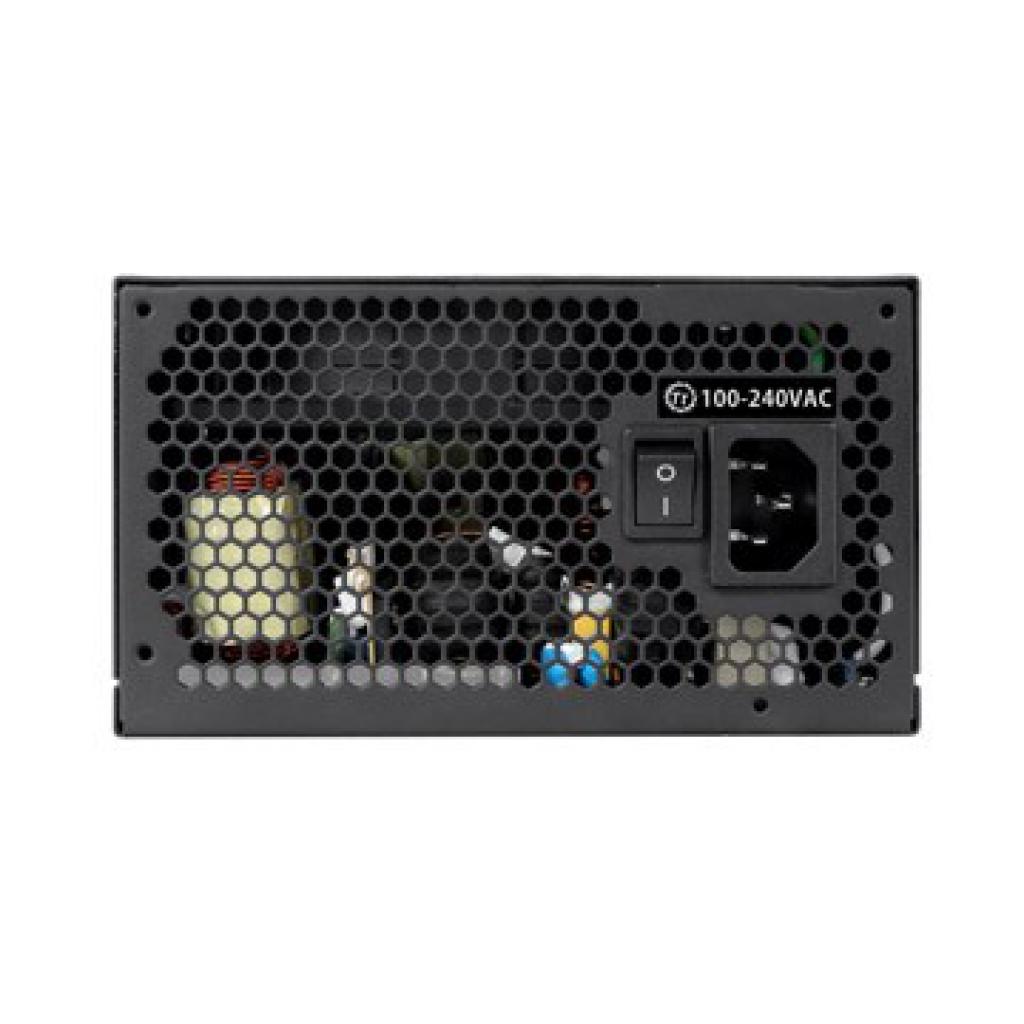 [06/02/2012] Thermaltake erweitert seine Netzteil-Serien Toughpower und Smart (33)