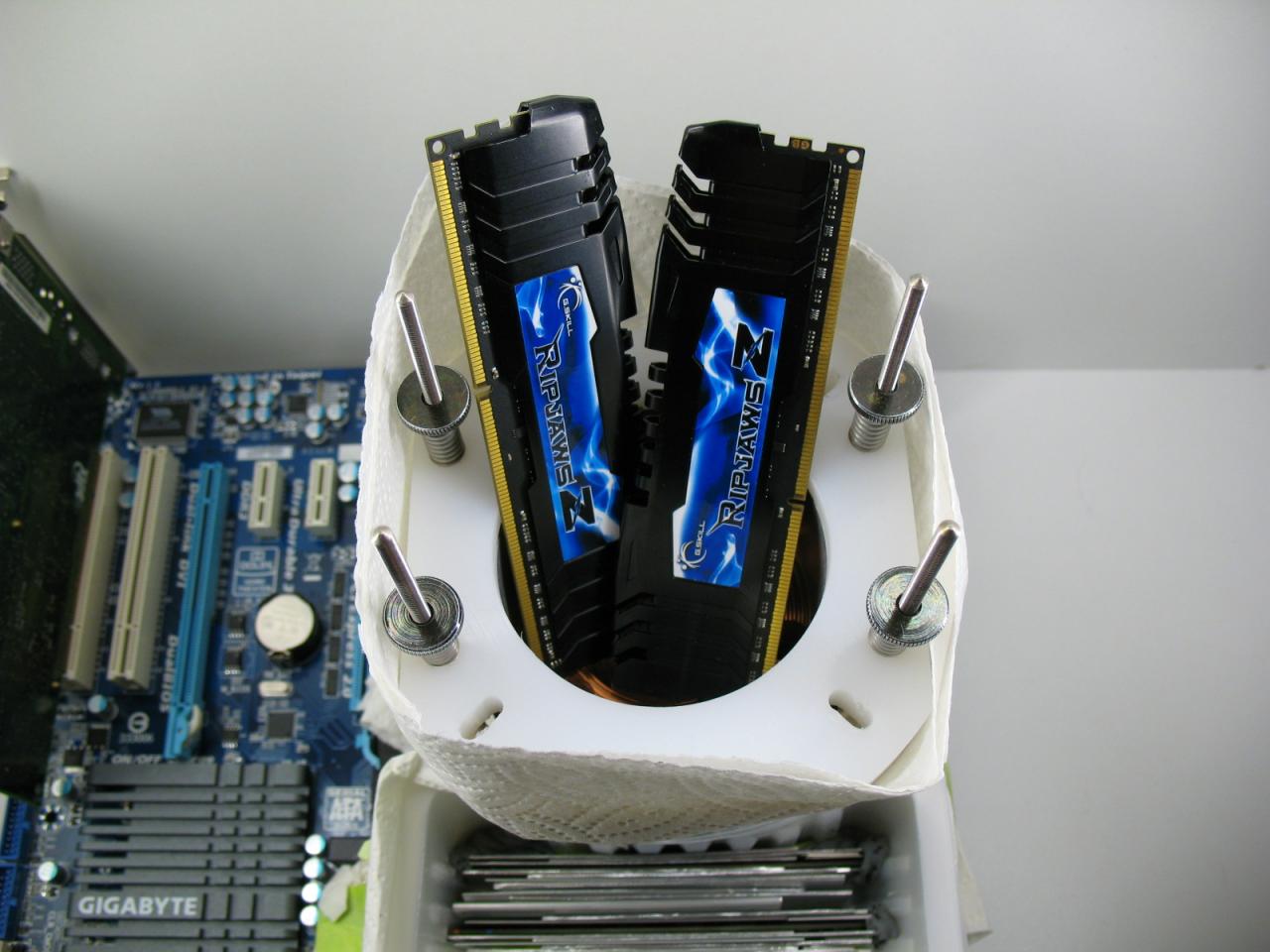 [29/02/2012] Drei neue Weltrekorde mit G.Skill-RAM aufgestellt. (1)