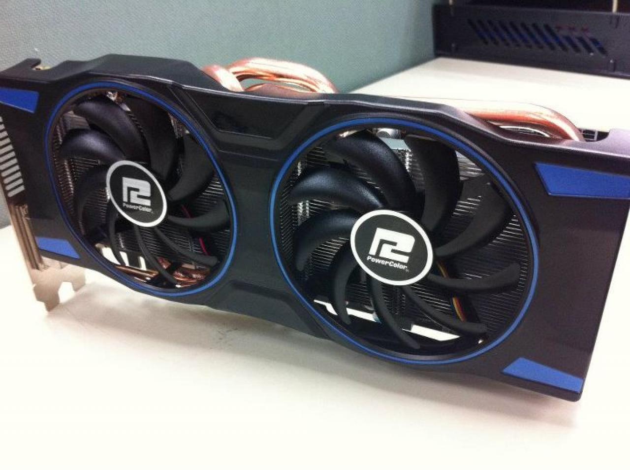 [09/02/2012] Powercolor Radeon HD 7970 PCS in Arbeit