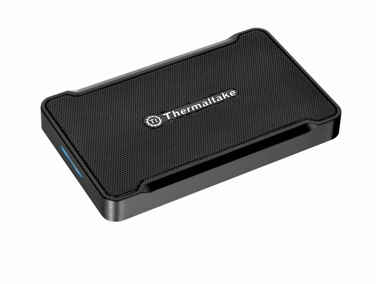 [22/02/2012] Thermaltake Max: Neues HDD-Rack und externes Festplattengehäuse mit USB 3.0. (2)