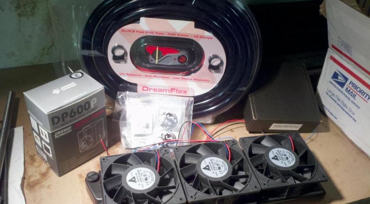 [09/03/2012] 3dfx Voodoo5 6000 Watercooling Edition: Beeindruckende Fan-Mod für die Quad-SLI-Karte (10)