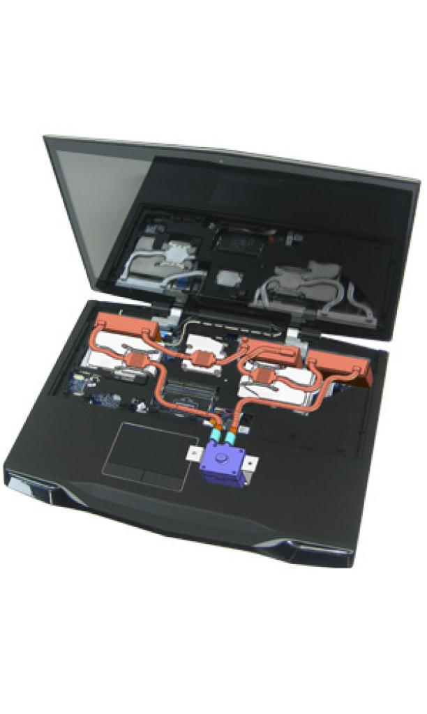 [21/03/2012] Flüssigkühlung für das Notebook: Asetek zeigt Alienware M18x-Prototyp